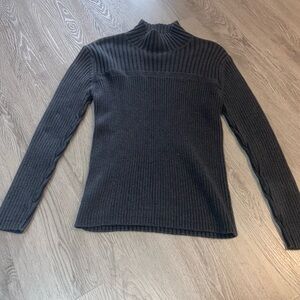 Women's Dark Gray Ribbed Sweater